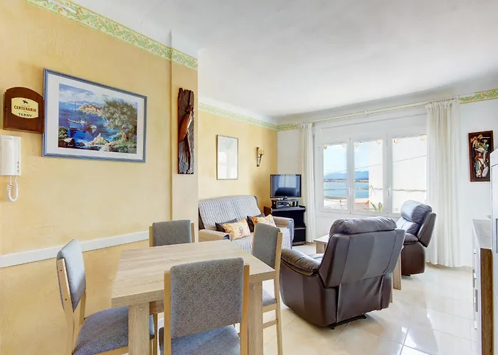 Апартаменты In Near Platja Dels Palangrers *