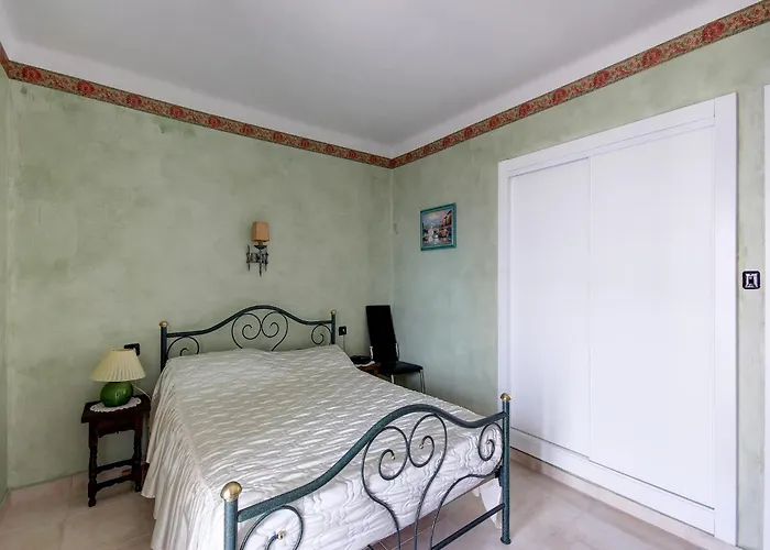 In Near Platja Dels Palangrers Апартаменты Росас